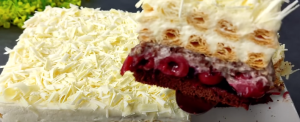 A híres sütemény, ami az egész világot megőrjíti! Hihetetlenül finom sütemény. Fantasztikus meggyes pite recept